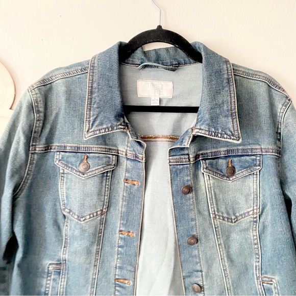 Jacket // - Picture 3 of 5